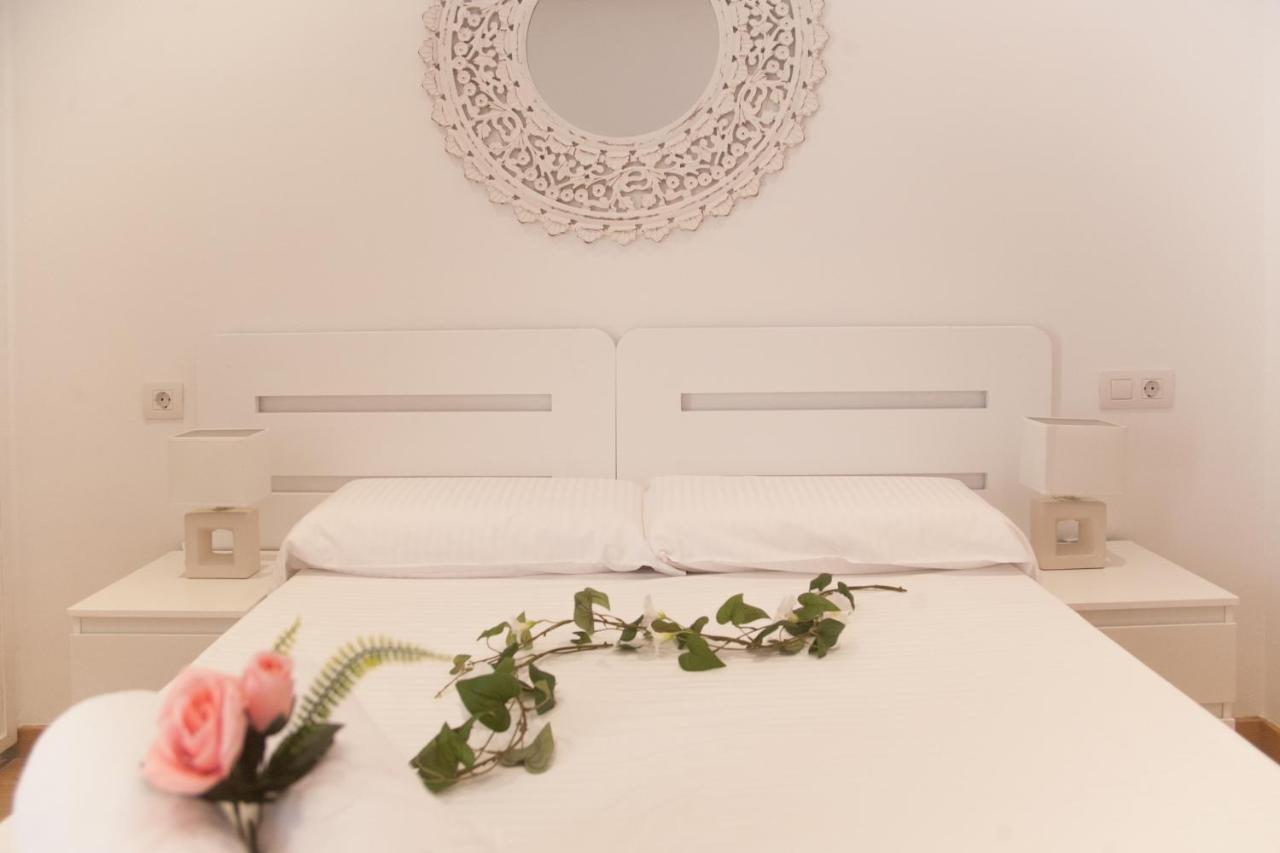 Apartamentos Thaisay Luz Del Mar I プエルト・デル・カルメン エクステリア 写真